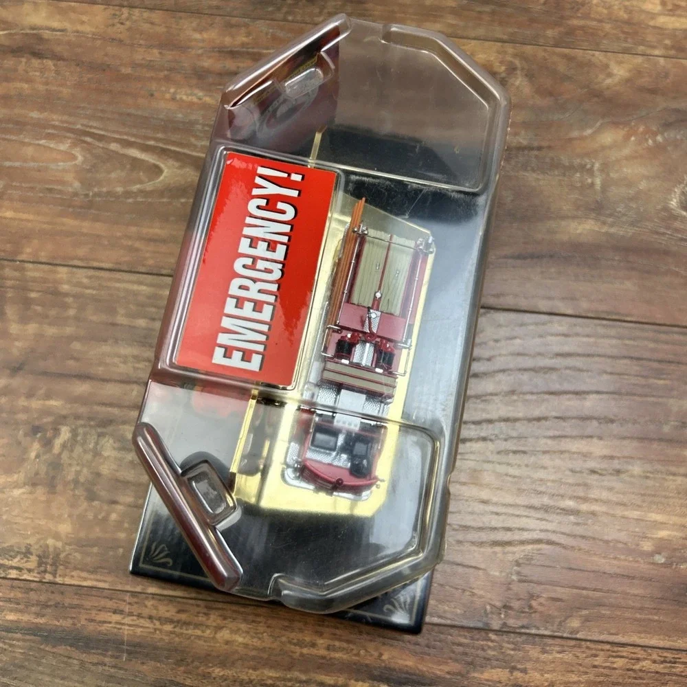 Code 3 EMERGENCY! Los‎ Angeles County Fire Department Engine 51 Limited Edition